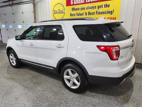 Used 2016 Ford Explorer XLT AWD/4WD image 5