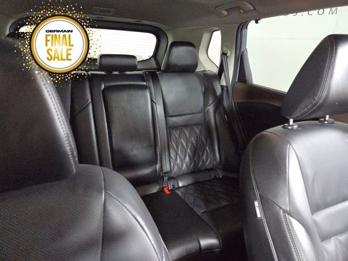 Used 2022 Nissan Rogue Platinum w/ Head-Up Display Package image 15