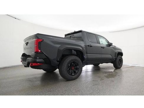 Used 2025 Toyota Tacoma TRD Pro w/ Tow Tech Package AWD/4WD image 31