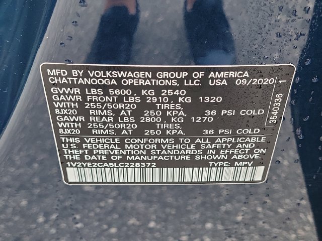 Used 2020 Volkswagen Atlas Cross Sport SE w/ Towing Package FWD image 30