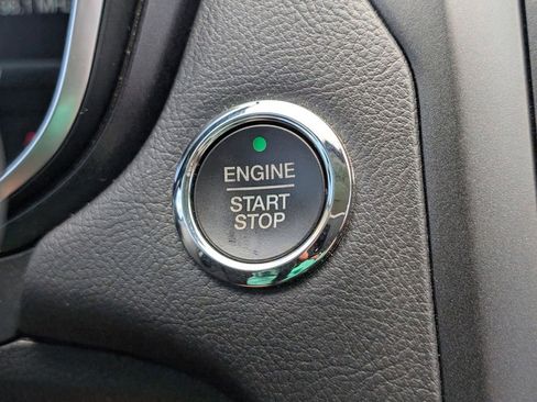 Used 2018 Ford Fusion Titanium image 28