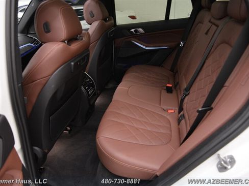 Used 2023 BMW X5 xDrive40i w/ M Sport Package AWD/4WD image 28