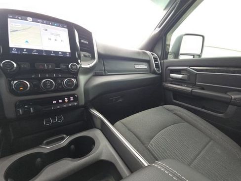 Used 2024 RAM 3500 Big Horn w/ Sport Appearance Package image 26