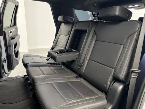 Used 2025 Chevrolet Tahoe Z71 image 13