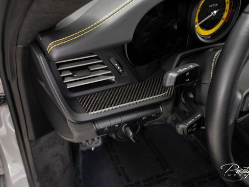 Used 2022 Porsche 911 GT3 image 34