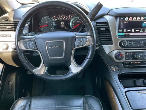 Used 2019 GMC Yukon Denali w/ Denali Ultimate Package image 5