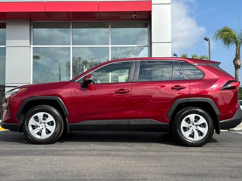 Used 2024 Toyota RAV4 LE image 9