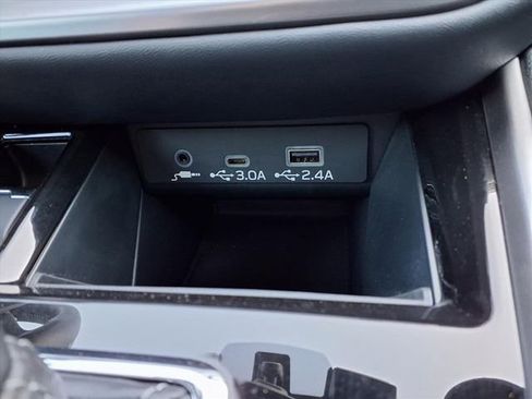 Certified 2024 Subaru Outback Premium image 15