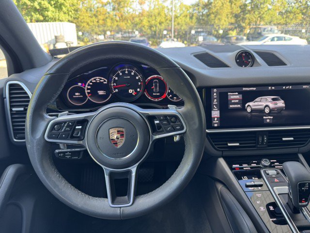 Used 2020 Porsche Cayenne AWD/4WD image 26