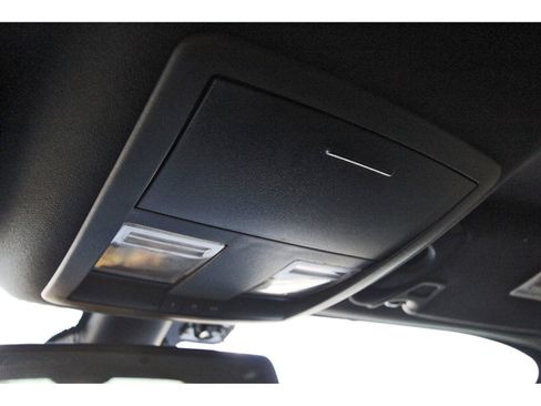 Used 2020 Dodge Challenger SXT w/ Driver Convenience Group image 25