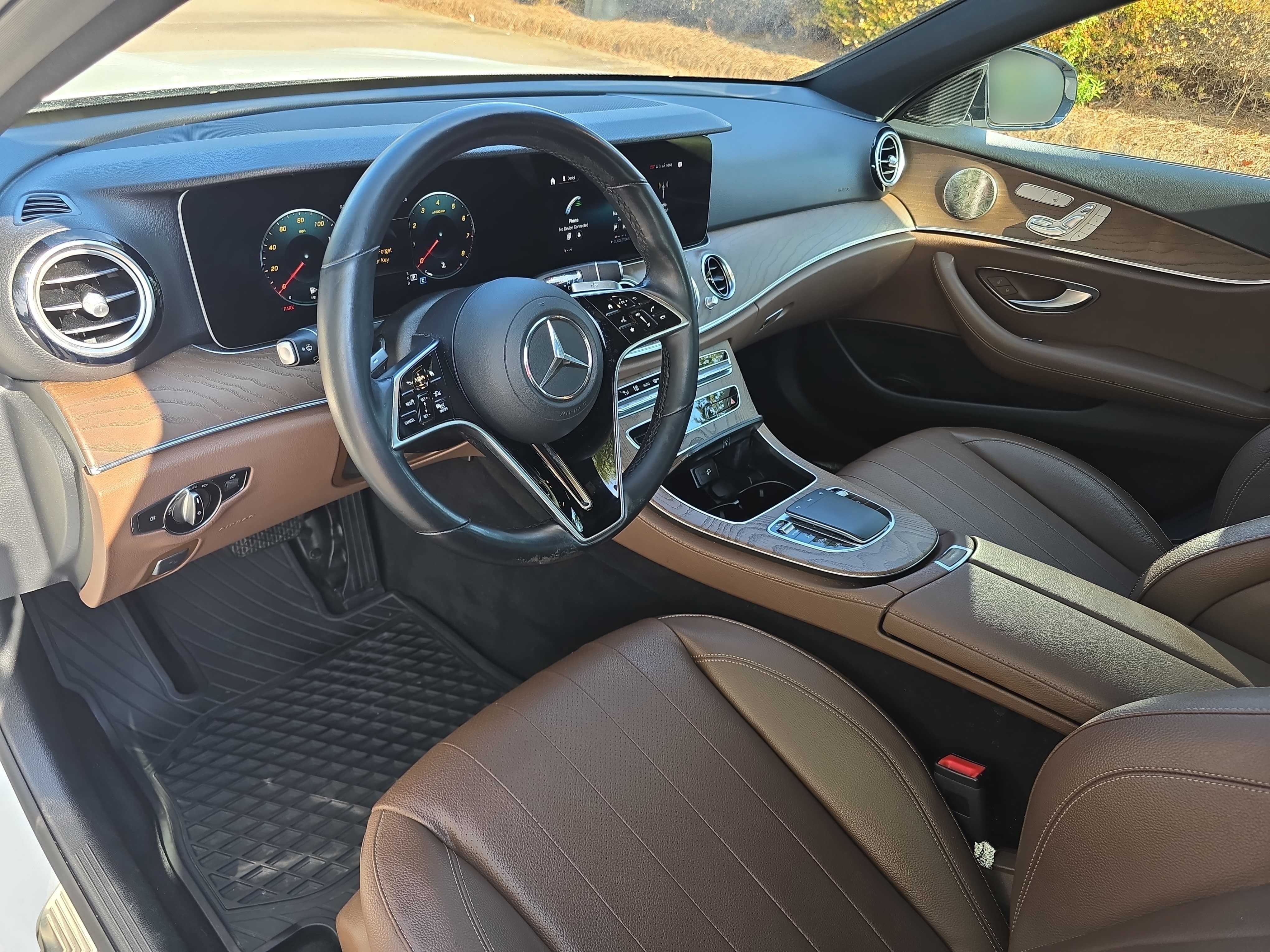 Used 2022 Mercedes-Benz E 350 Sedan image 16