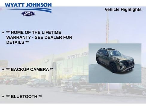 Used 2024 Volkswagen Atlas Peak Edition SE AWD/4WD image 5
