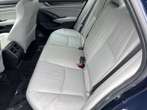 Certified 2018 Honda Accord Touring image 14