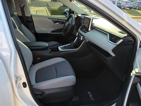 Certified 2024 Toyota RAV4 XLE AWD/4WD image 13