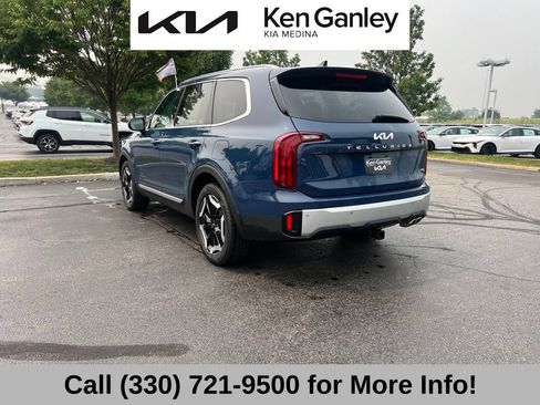 Certified 2024 Kia Telluride S w/ S Sunroof Package AWD/4WD image 14