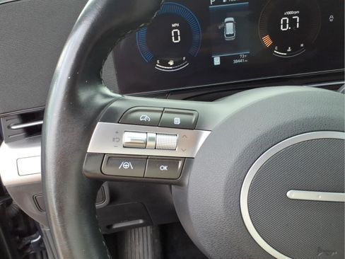 Used 2025 Hyundai Kona SEL AWD/4WD image 15