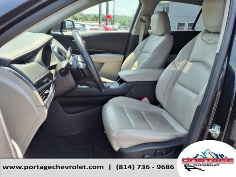 Used 2023 Cadillac XT4 Premium Luxury image 15
