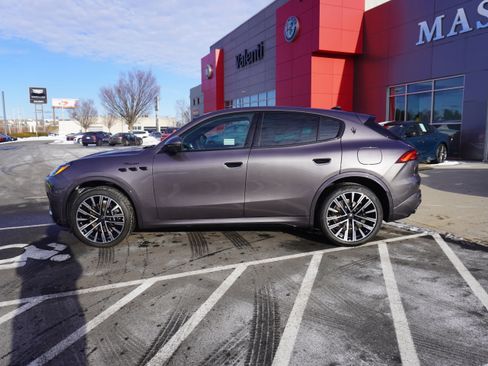 New 2025 Maserati Grecale Modena image 5