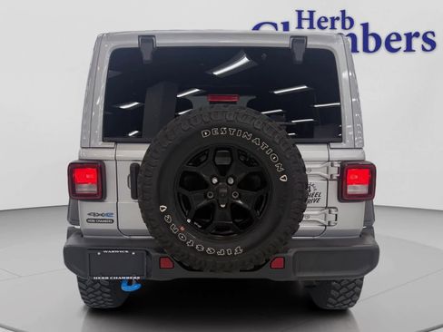 Used 2023 Jeep Wrangler Unlimited w/ Sun & Screen Package AWD/4WD image 10