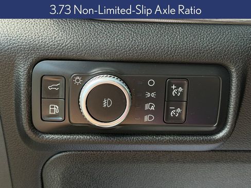 Used 2021 Ford Explorer Limited w/ Hybrid Equipment Group 310A AWD/4WD image 24