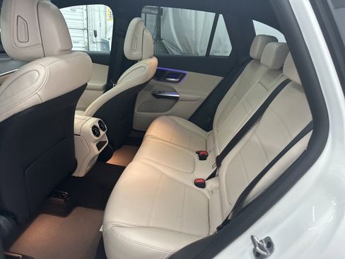 New 2026 Mercedes-Benz GLC 300 image 22