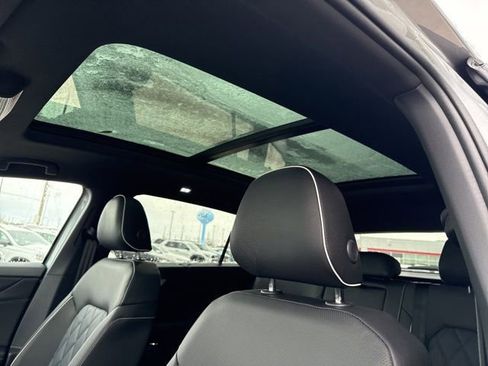 New 2026 Volkswagen Atlas Cross Sport SEL Premium R-Line image 18