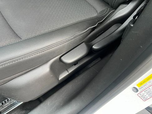 Used 2025 Buick Encore GX Preferred image 22