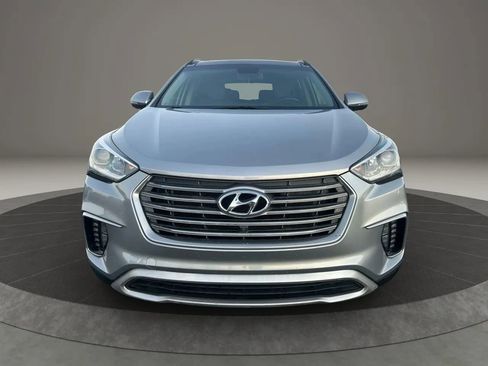 Used 2017 Hyundai Santa Fe FWD image 19