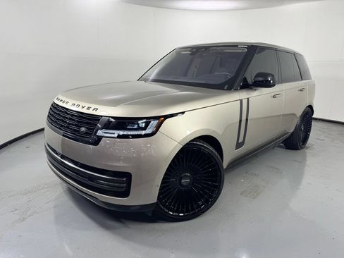 Used 2023 Land Rover Range Rover SE AWD/4WD image 1