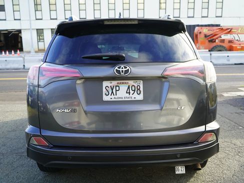Used 2016 Toyota RAV4 LE FWD image 22