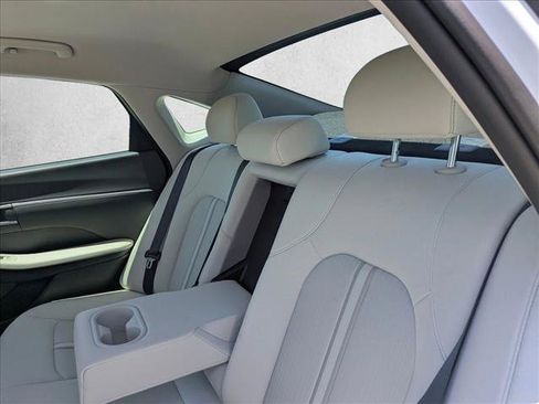 New 2026 Hyundai Sonata SEL FWD image 18