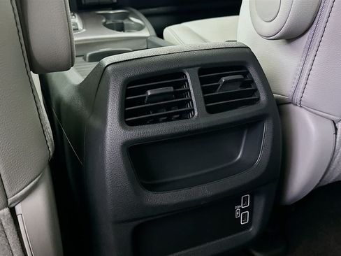 Used 2023 Honda Passport EX-L image 13