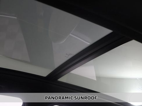 Used 2019 BMW X3 xDrive30i w/ Premium Package AWD/4WD image 4