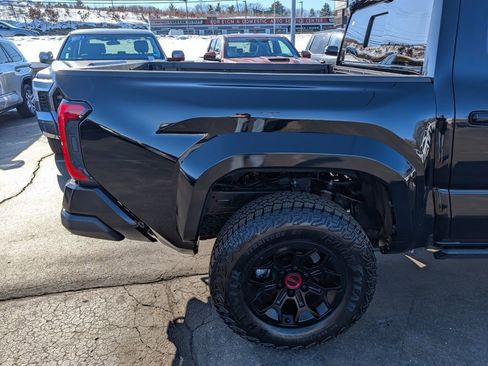 Certified 2025 Toyota Tacoma TRD Pro AWD/4WD image 8
