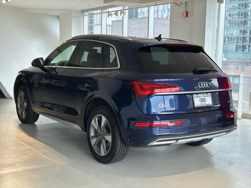 Certified 2025 Audi Q5 2.0T Premium Plus image 6