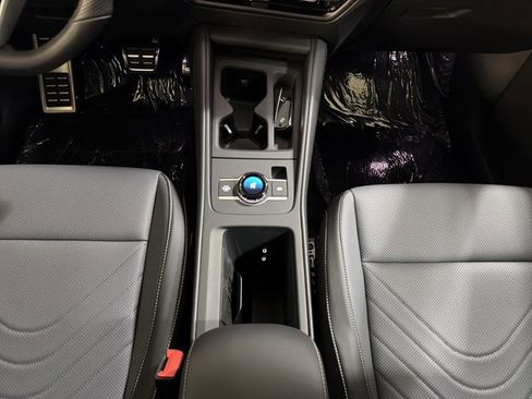New 2026 Volkswagen Tiguan SE R-Line AWD/4WD image 34