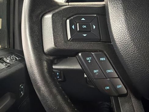 Used 2019 Ford F150 XLT w/ Equipment Group 302A Luxury AWD/4WD image 18