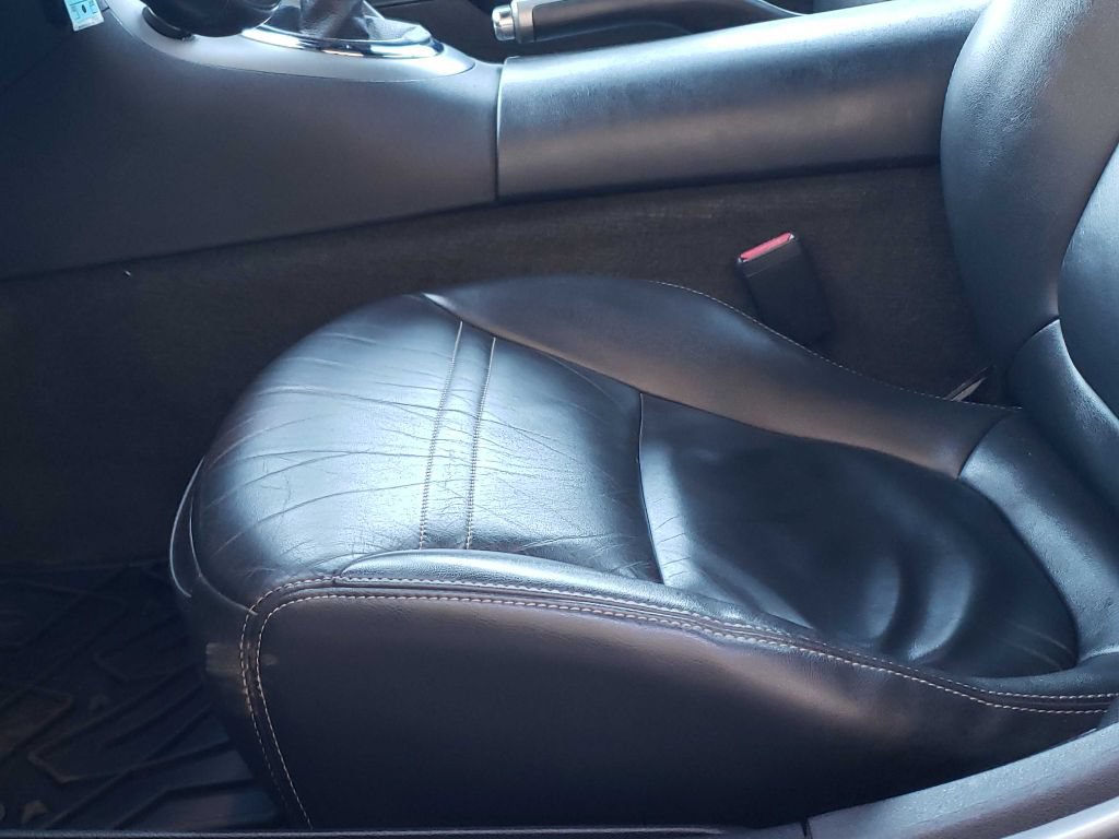 Used 2006 Pontiac Solstice Convertible w/ Premium Package RWD image 21