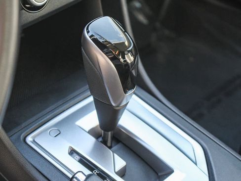 Certified 2023 Subaru Crosstrek 2.0i Premium image 19