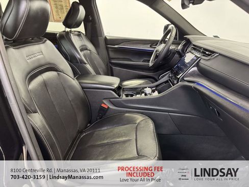 Used 2023 Jeep Grand Cherokee L Overland AWD/4WD image 14