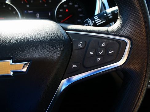 Used 2024 Chevrolet Equinox LT image 30