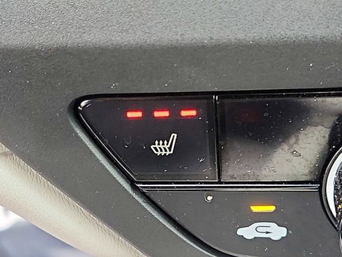Certified 2023 Honda Accord EX image 24
