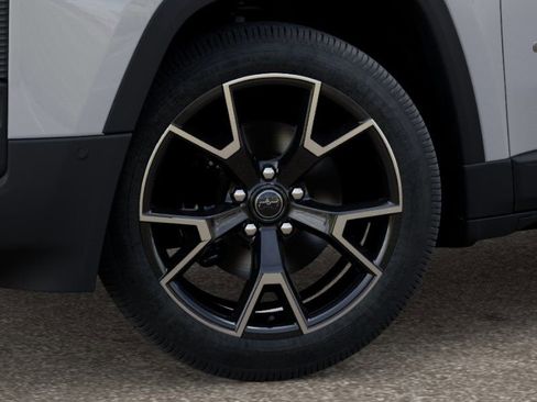 New 2026 Jeep Cherokee Overland image 13