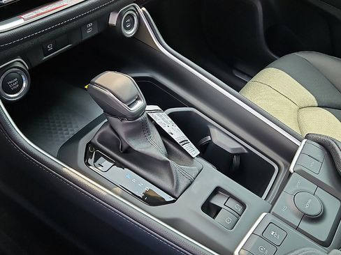 Certified 2026 Toyota Grand Highlander FWD image 20