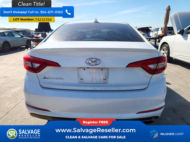 Used 2015 Hyundai Sonata SE w/ Option Group 09 FWD image 8