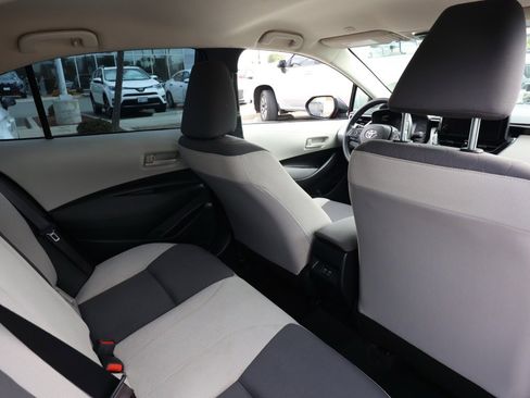 Used 2024 Toyota Corolla LE image 16