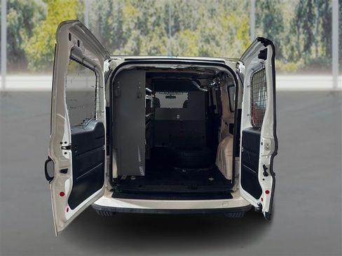 Used 2018 RAM ProMaster City Tradesman SLT FWD image 13