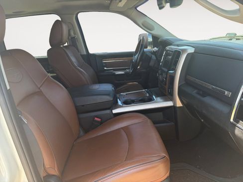 Used 2018 RAM 3500 Laramie Longhorn AWD/4WD image 15