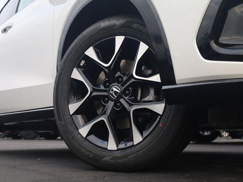 New 2026 Honda HR-V EX-L image 3