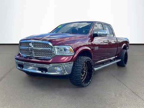 Used 2016 RAM 1500 Laramie w/ Convenience Group AWD/4WD image 3